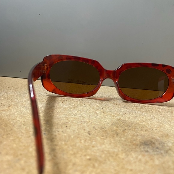 Tortoise frame style unisex sunglasses - Picture 5 of 5